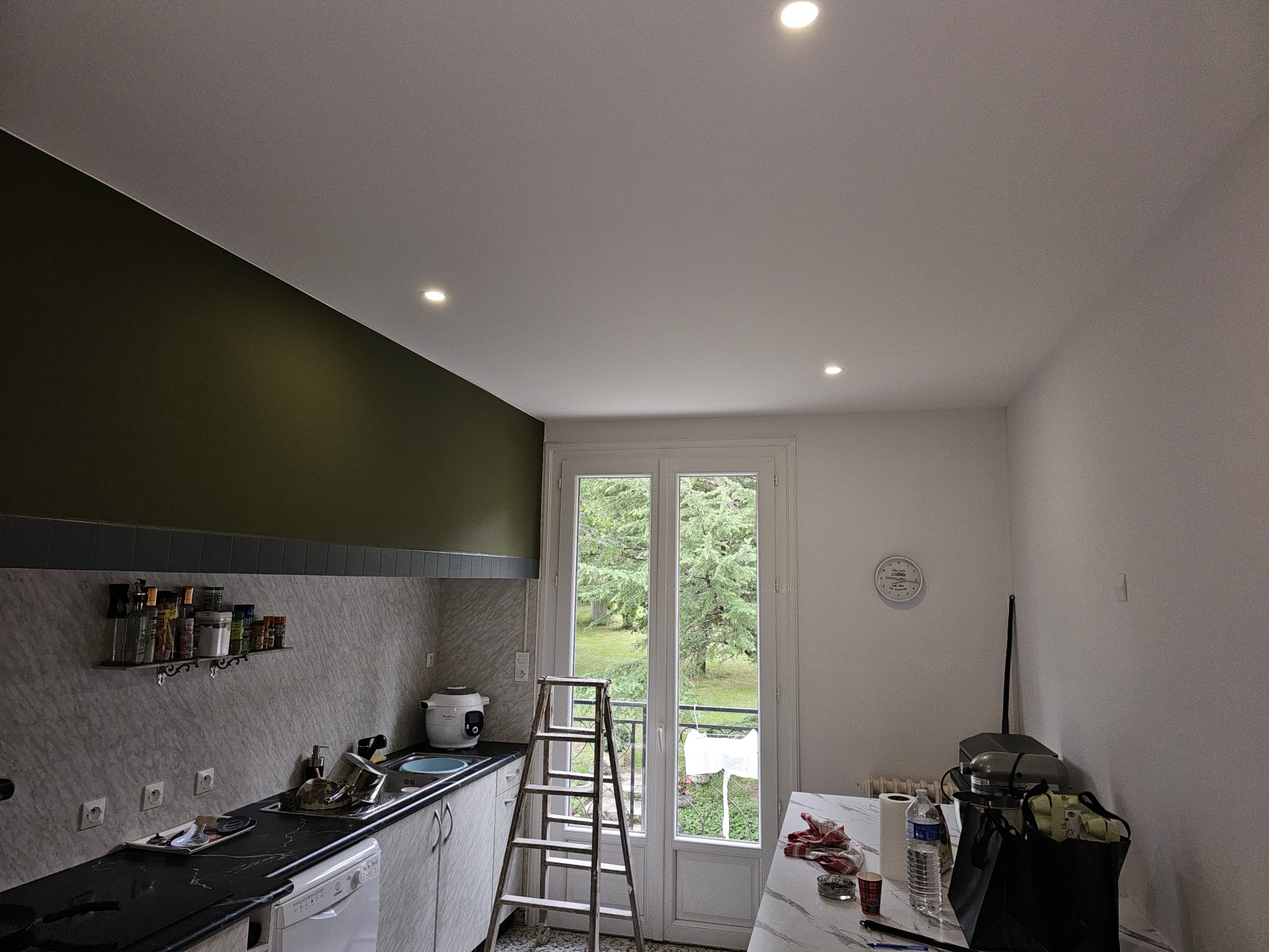 Volets bois rénovés